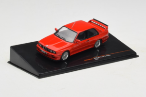 BMW M3 E30 Sport Evolution Rot IXO 1:43 CLC583N Metall – Bild 2 von 4