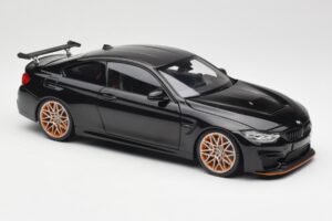 BMW M4 F82 GTS Sapphire Black Metallic Minichamps 1:18 110025220 Metall – Bild 6 von 8
