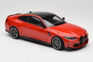 BMW M4 F82 Imola Red Metallic Minichamps 1:18 155020121 Metall – Bild 4 von 6