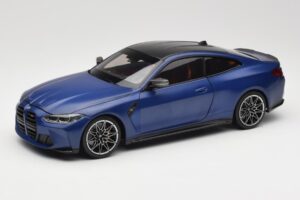 BMW M4 G82 Blau Metallic Minichamps 1:18 113020123 Metall