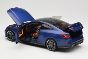 BMW M4 G82 Blau Metallic Minichamps 1:18 113020123 Metall – Bild 5 von 8