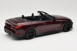 BMW M4 G83 Cabrio Rot Metallic Minichamps 1:18 155021032 Metall – Bild 2 von 6
