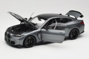 BMW M4 G82 Grau Metallic Minichamps 1:18 113020124 Metall – Bild 2 von 8