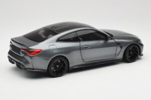 BMW M4 G82 Grau Metallic Minichamps 1:18 113020124 Metall – Bild 3 von 8