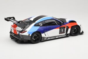 BMW M4 G82 GT3 Presentation 2021 Minichamps 1:18 80435A5D002 Metall – Bild 3 von 8