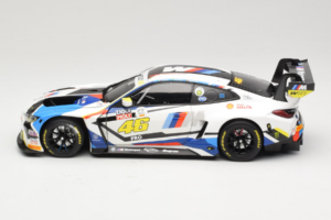 BMW M4 GT3 #46 V. Rossi / A. Farfus / M. Martin Team WRT 12 Hours of Bathurst 2023 Minichamps 1:18 113232146 Metall – Bild 4 von 8
