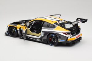 BMW M4 GT3 #98 M. Wittmann / S. van der Linde Rowe Racing ADAC 24h Nurburgring 2023 Minichamps 1:18 113232098 Metall – Bild 5 von 8