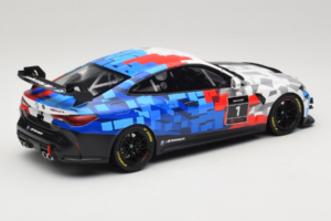 BMW M4 GT4 #1 Presentation 2024 Otto 1:18 OT1125 Resin – Bild 2 von 6