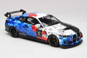 BMW M4 GT4 #1 Presentation 2024 Otto 1:18 OT1125 Resin – Bild 4 von 6
