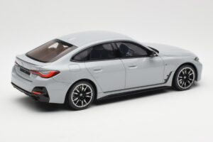 BMW M440i G26 Gran Coupe Brooklyn Grau Metallic Otto 1:18 OT454 Resin – Bild 2 von 6