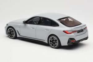 BMW M440i G26 Gran Coupe Brooklyn Grau Metallic Otto 1:18 OT454 Resin – Bild 5 von 6