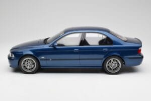 BMW M5 E39 Avus Blau Otto 1:12 G073 Resin – Bild 3 von 6