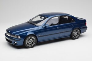 BMW M5 E39 Avus Blau Otto 1:12 G073 Resin