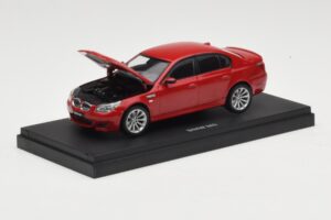 BMW M5 E60 Rot Kyosho 1:43 03503R Metall – Bild 3 von 4