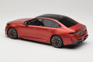 BMW M5 G90 Beach Orange GT Spirit 1:18 GT966 Resin – Bild 5 von 6