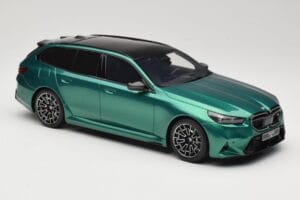 BMW M5 G99 Competition Touring Isle of Man Green GT Spirit 1:18 GT509 Resin – Bild 4 von 6