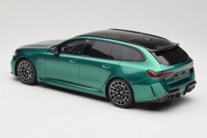 BMW M5 G99 Competition Touring Isle of Man Green GT Spirit 1:18 GT509 Resin – Bild 5 von 6