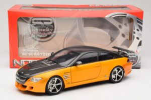 BMW M6 E63 AC Schnitzer Tension Yellow & Black Norev 1:18 183550 Metall – Bild 8 von 8
