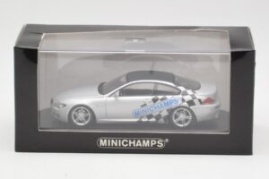 BMW M6 E63 IAA Frankfurt Silber Minichamps 1:43 M6001 Metall – Bild 4 von 4
