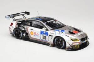BMW M6 GT3 F13 #18 Schubert Motorsport A. Farfus / J. Krohn 24h Nürburgring 2016 Minichamps 1:18 155162618 Metall – Bild 4 von 6
