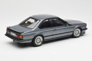 BMW M635 CSi E24 Shadow Line Delphin Metallic AUTOart 1:18 70529 Metall – Bild 3 von 8