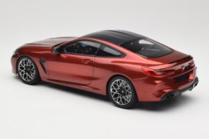 BMW M8 F91 Convertible Storm Bay Metallic Minichamps 1:18 110029020 Metall – Bild 7 von 8