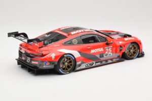 BMW M8 GTE RLL Racing #25 C. De Phillippi / B. Spengler Class Winners IMSA GP Road Atlanta 2020 Minichamps 1:18 155202995 Met – Bild 2 von 6
