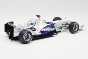 BMW Sauber F1.06 #16 N. Heidfeld Launch Version 2006 Minichamps 1:18 80430413183 Metall – Bild 2 von 6