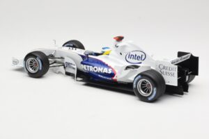 BMW Sauber F1.06 #16 N. Heidfeld Launch Version 2006 Minichamps 1:18 80430413183 Metall – Bild 5 von 6