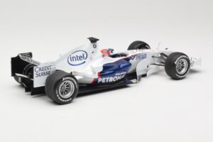 BMW Sauber F1.07 #10 R. Kubica Launch Version 2007 Minichamps 1:18 80430426995 Metall – Bild 2 von 7