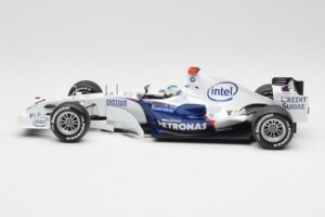 BMW Sauber F1.07 #9 N. Heidfeld Launch Version 2007 Minichamps 1:18 80430426994 Metall – Bild 3 von 7