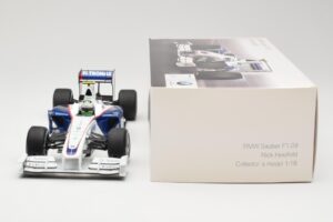BMW Sauber F1.09 #6 N. Heidfeld Launch Version 2009 Minichamps 1:18 80432154856 Metall – Bild 6 von 7