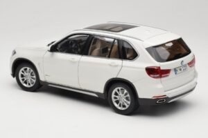 BMW X5 E70 Alpine White Paragon 1:18 PA-97073 Metall – Bild 7 von 8