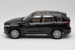BMW X5 E70 Sapphire Black Paragon 1:18 PA-97071 Metall – Bild 4 von 8