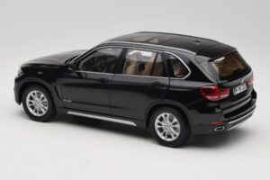 BMW X5 E70 Sapphire Black Paragon 1:18 PA-97071 Metall – Bild 7 von 8