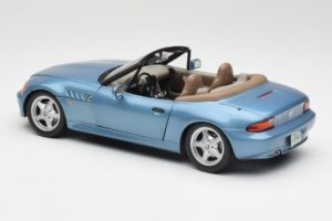 BMW Z3 E36/7 James Bond Goldeneye Blau Metallic UT Models 1:18 180024336 Metall – Bild 7 von 8