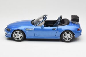 BMW Z3 M Roadster Mit Gepäckträger Blau Metallic UT Models 1:18 20416 Metall – Bild 4 von 8