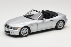 BMW Z3 Roadster 1.8 Silber Händler Edition UT Models 1:18 80439411712 Metall
