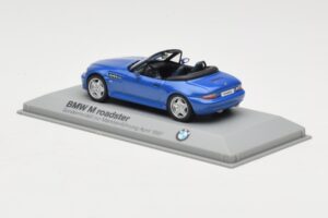 BMW Z3 Roadster 2.8 Blau Minichamps 1:43 BMW003 Metall – Bild 3 von 4
