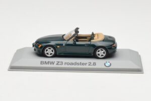 BMW Z3 Roadster 2.8 Dunkelgrün Minichamps 1:43 80429421514 Metall