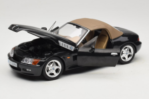 BMW Z3 Roadster Grün Händler Edition UT Models 1:18 80439411711 Metall – Bild 2 von 8