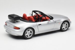 BMW Z3 Roadster Mit Gepäckträger Silber UT Models 1:18 20407 Metall – Bild 3 von 8