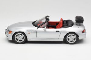 BMW Z3 Roadster Mit Gepäckträger Silber UT Models 1:18 20407 Metall – Bild 4 von 8