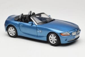 BMW Z4 E85 Blau Metallic Motormax 1:18 73144 Metall – Bild 6 von 8
