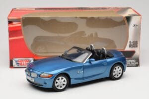 BMW Z4 E85 Blau Metallic Motormax 1:18 73144 Metall – Bild 8 von 8