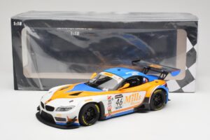 BMW Z4 E89 GT3 #46 Mills Racing M. Wittmer / A. Mills Pirelli World Challenge Sprint X-Series 2016 Minichamps 1:18 151162346  – Bild 6 von 6