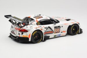 BMW Z4 E89 GT3 #888 Triple Eight Racing L. Mowle / J. Ratcliffe 24 Hours of Spa 2015 Minichamps 1:18 151152388 Metall – Bild 2 von 6