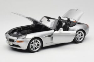 BMW Z8 E52 Titanium Silver Maisto 1:18 536896 Metall – Bild 2 von 8