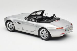 BMW Z8 E52 Titanium Silver Maisto 1:18 536896 Metall – Bild 7 von 8