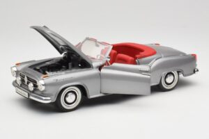 Borgward Isabella Cabriolet Silber Revell 1:18 8411 Metall – Bild 2 von 8